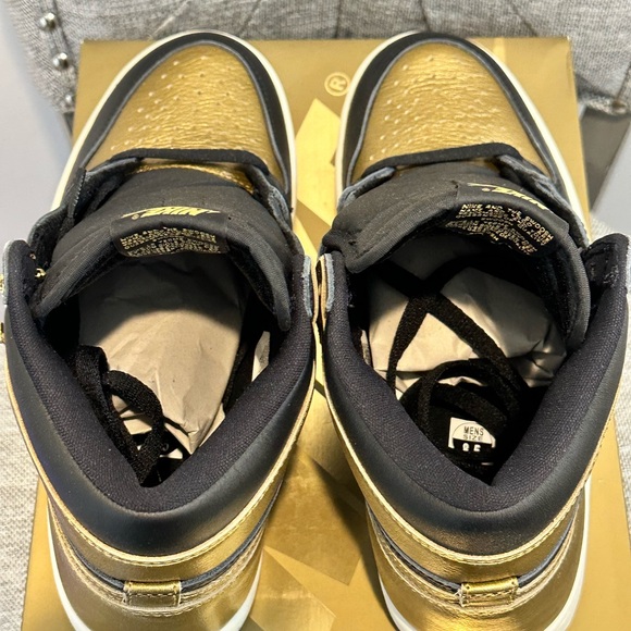 Nike Air Jordan 1 Retro High OG Black Metallic Gold Mens Size 8.5 DZ5485-071 New - Picture 7 of 14